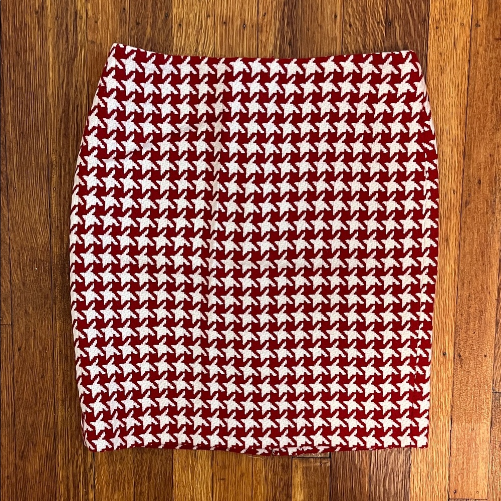 Talbots Red and White Houndstooth Mini Skirt